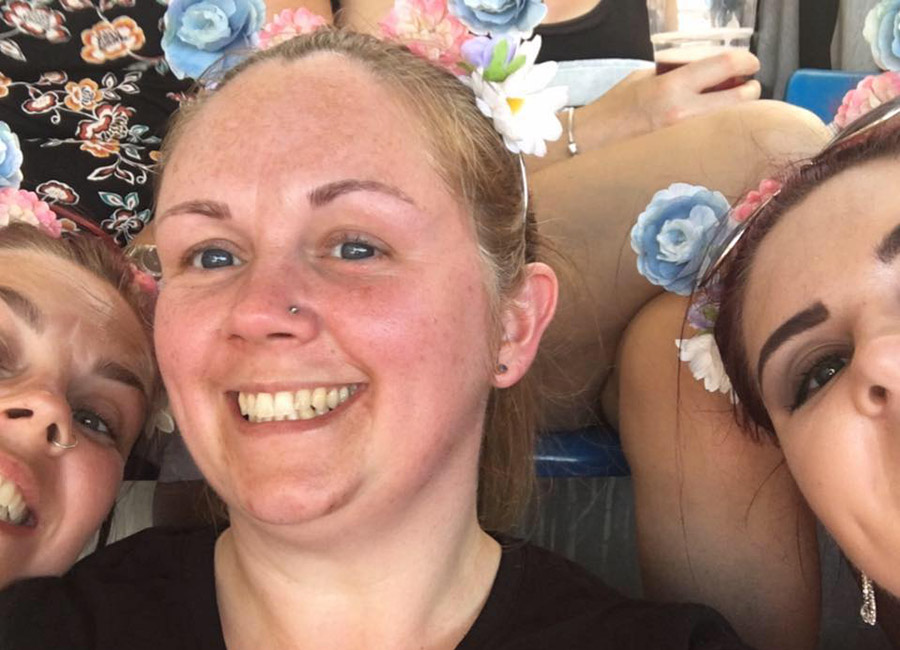 Mum diagnosed with breast cancer shares must-see photo for women