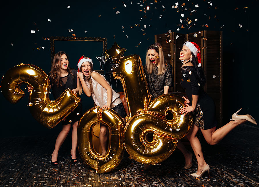 This Is How To Perfect Your Look This New Years Eve