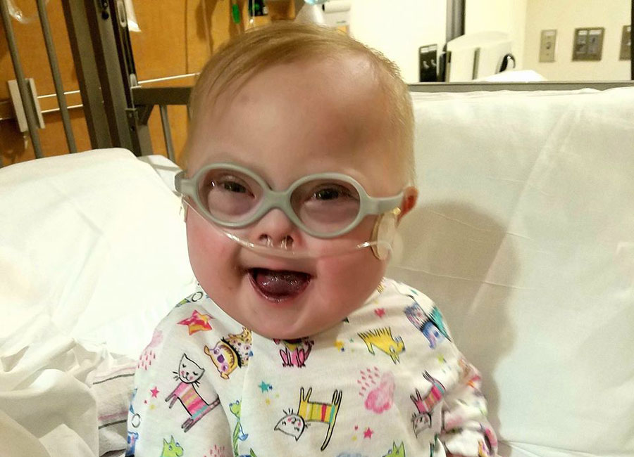 Baby with Down Syndrome who touched the lives of thousands passes away in his mother's arms