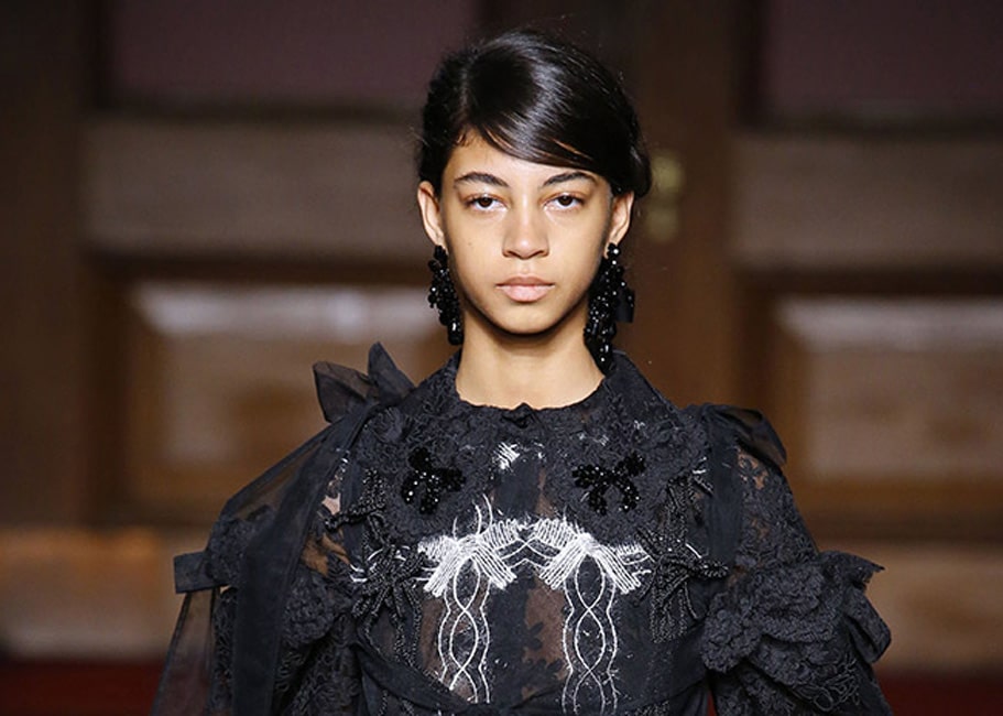 Simone Rocha impresses with ruffles and lace at LFW
