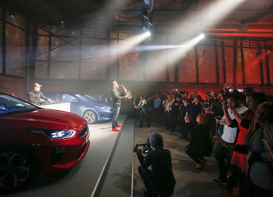 Kia launches the new Ceed with glitzy Munich bash