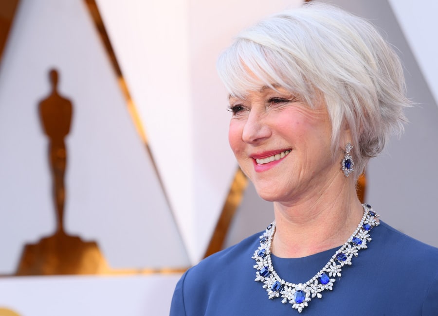 Makeup-free Helen Mirren (72) shows her Oscars transformation