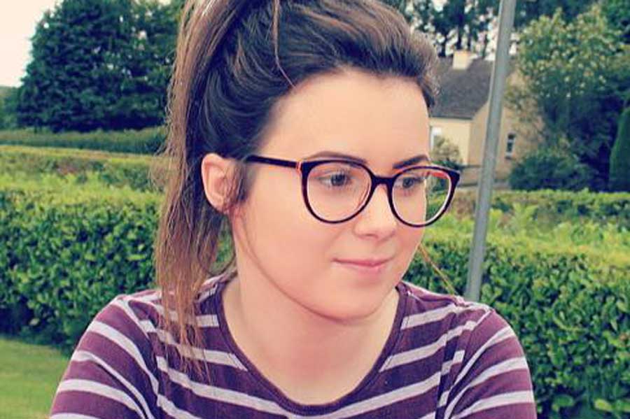 Inspirational Irish blogger Niamh Flanagan tragically passes away aged 20