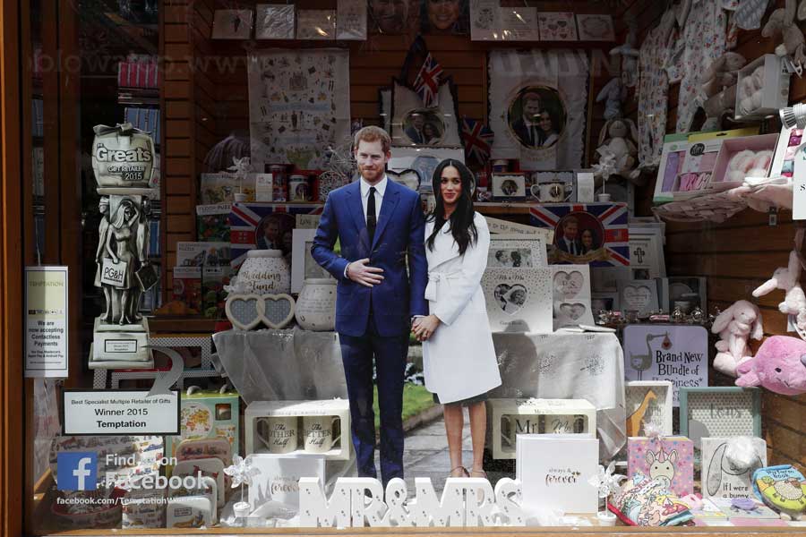Peak royal wedding fever: You can buy a coffee with Harry and Meghan in the froth
