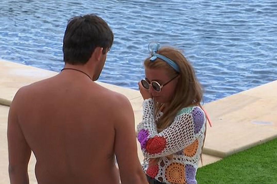 Love Island's Dani Dyer breaks down in tears over Jack's latest confession