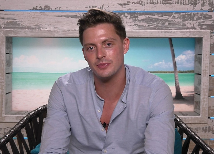 Love Island SPOILER: Will Dr Alex finally get his first kiss on the island?