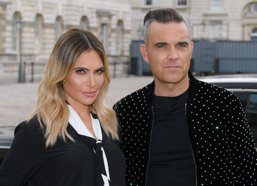 Robbie Williams reunites with his children after three week quarantine