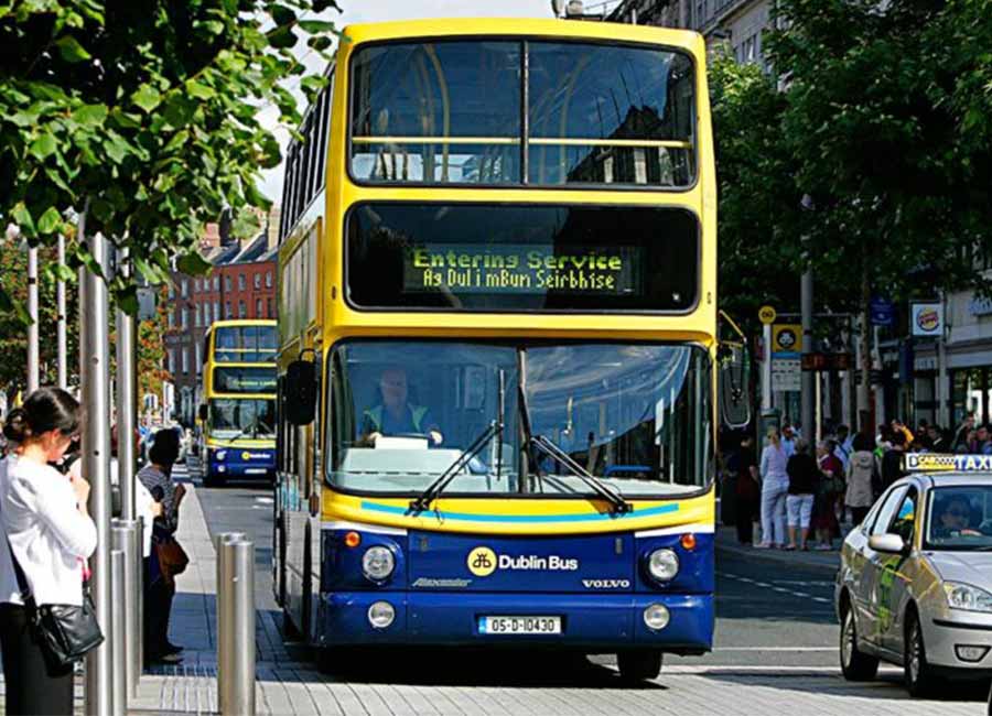 Nurse saves life of Dublin Bus driver in cardiac arrest on O'Connell Bridge