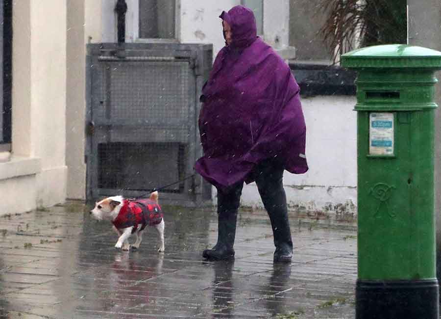 Met Eireann says sleet and snow coming as Storm Freya approaches