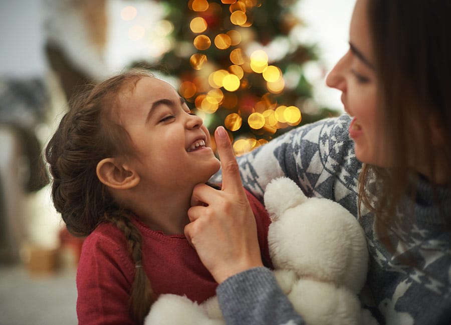 Parents warned about batteries ahead of Christmas after child dies