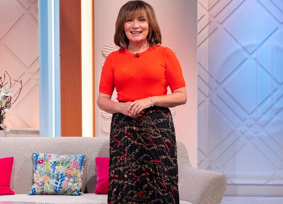 Where to get your hands on Lorraine Kelly's €22 skirt