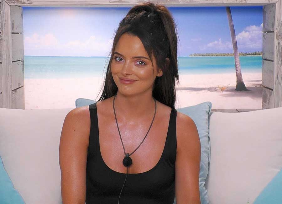 Love Island: Maura gets real with Curtis about how she feels