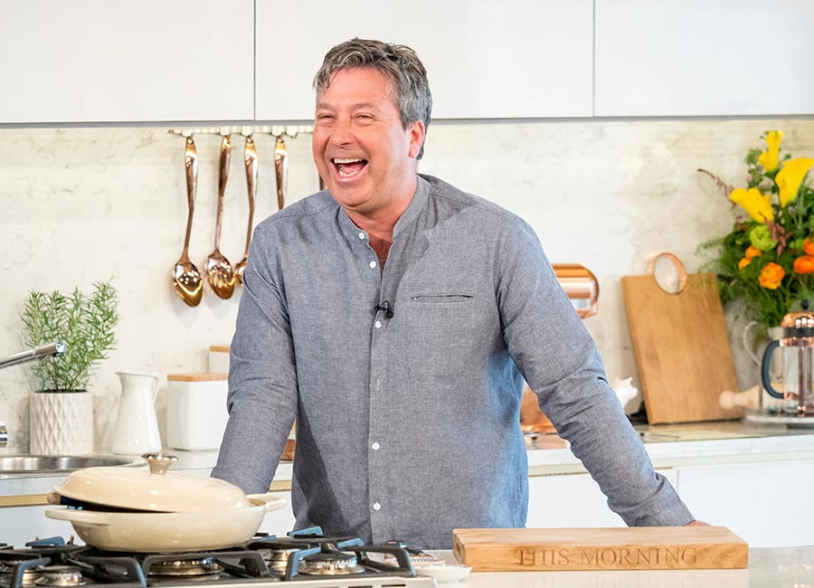 This Morning chef nearly blown away as helicopter lands beside him while LIVE on air