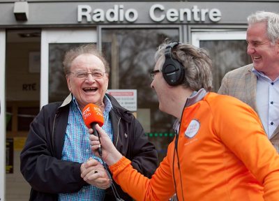 funeral larry gogan