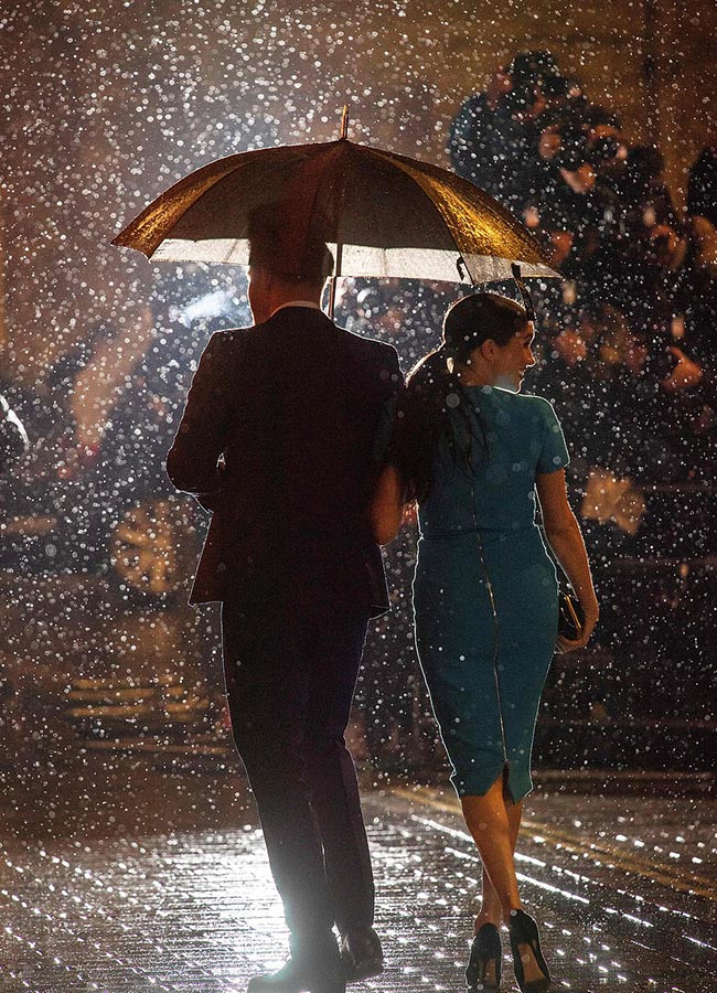 Harry Meghan Umbrella