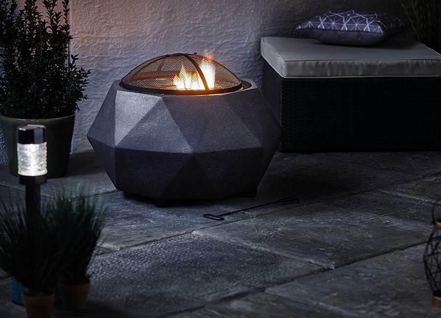Aldi's sought after fire pit arrives just in time for BBQ season