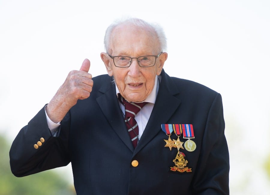Colonel Tom Moore to be knighted by the Queen after raising £39m