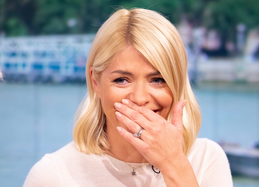 Fans say Holly Willoughby's dad a dead ringer for Simon Cowell