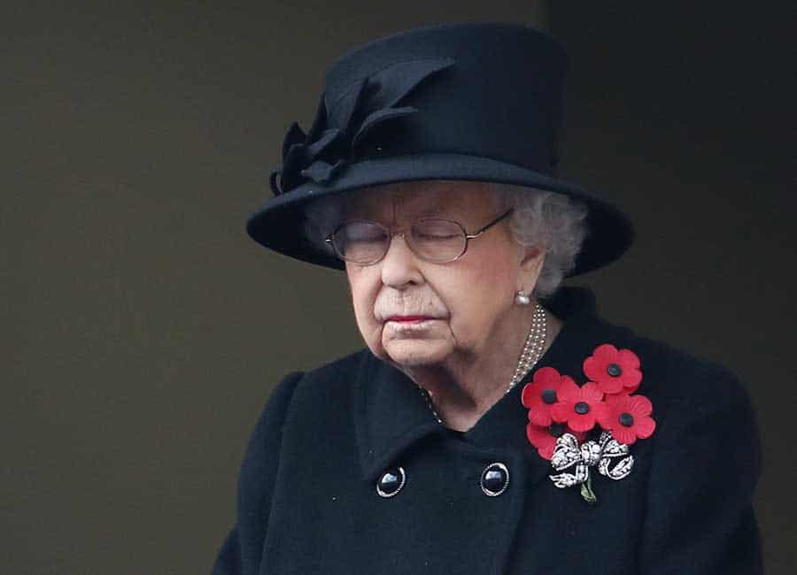 Queen Elizabeth's obituary published due to 'technical problem'