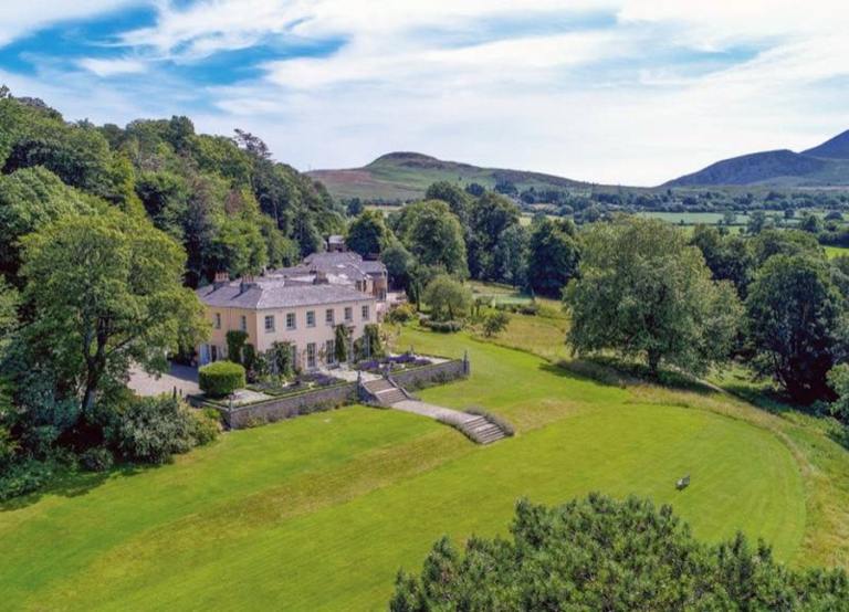 Chris de Burgh’s Wicklow estate, Enniskerry