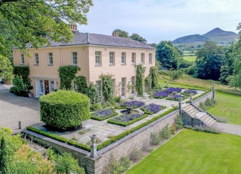 Chris de Burgh’s Wicklow estate, Enniskerry