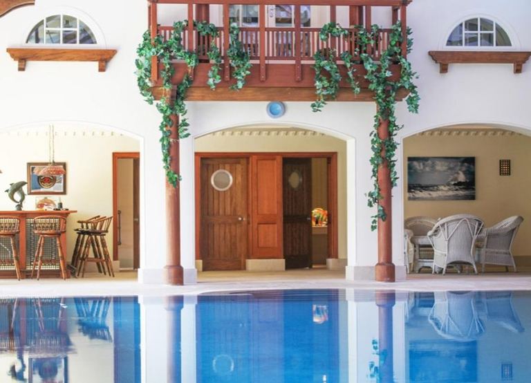 Chris de Burgh’s Wicklow estate, Enniskerry