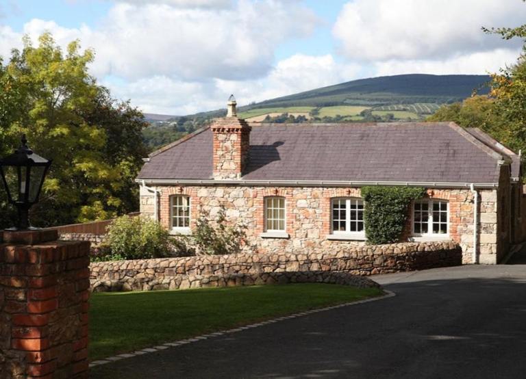 Chris de Burgh’s Wicklow estate, Enniskerry