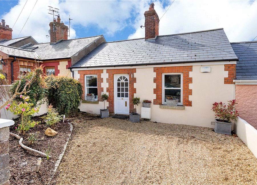 €495,000 65 St Peters Terrace, Howth, Co Dublin D13 AY70