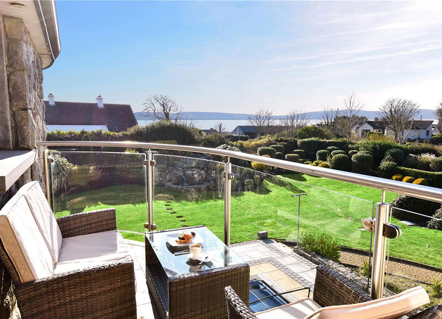 €1,850,000 10 Scath na Mara, Truskey East, Barna, Co Galway, H91 F6T0