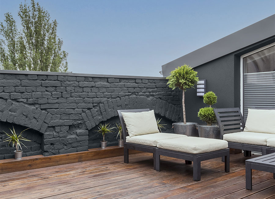 Transform your garden into a summer sanctuary with these expert tips
