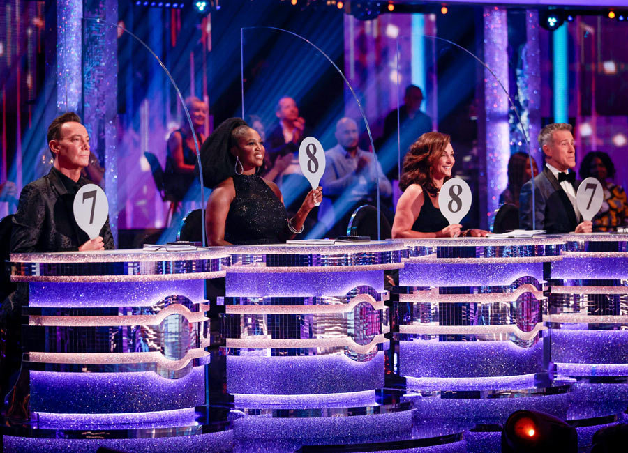 'Gutted' Strictly viewers think first couple voted off was 'robbed'