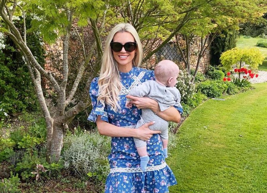 'Mom life!' Every mum can relate to Rosanna Davison exhausted Saturday night  photo