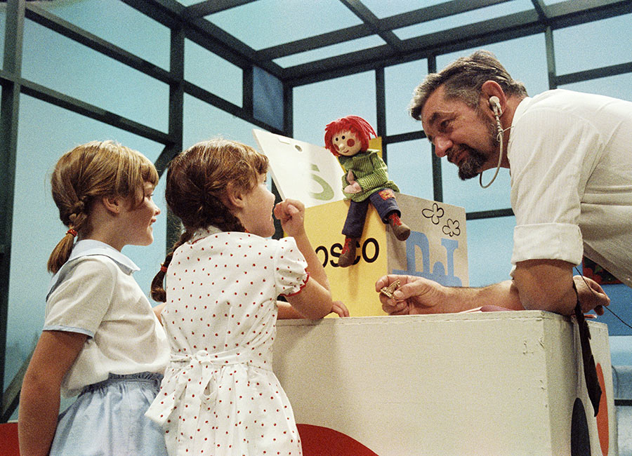 RTÉ Television celebrates 60th anniversary with free photographic exhibition of iconic moments