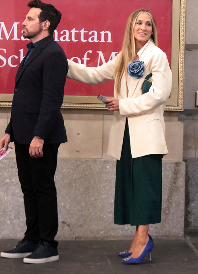 Carrie Bradshaw Sarah Jessica Parker outfits Sex and the City