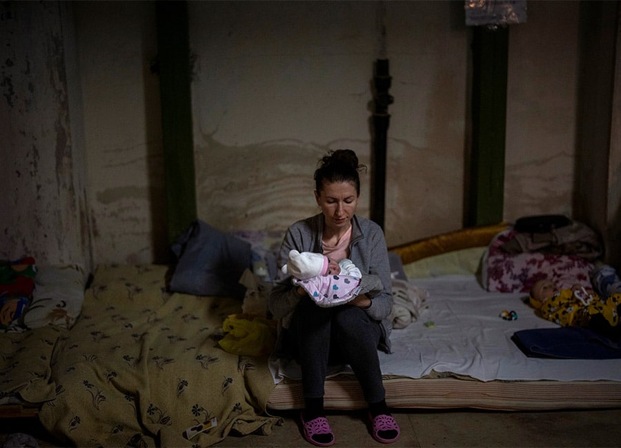 Fresh concerns for Irish babies born by surrogacy in Kyiv hospital who are without their parents