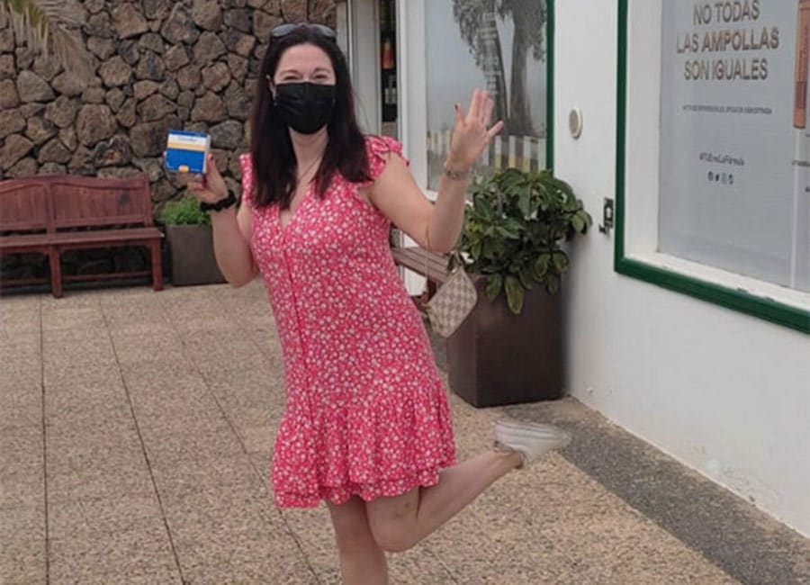 Irish women forced to travel to Spain for HRT drugs - 'like cheap booze and cigarettes'