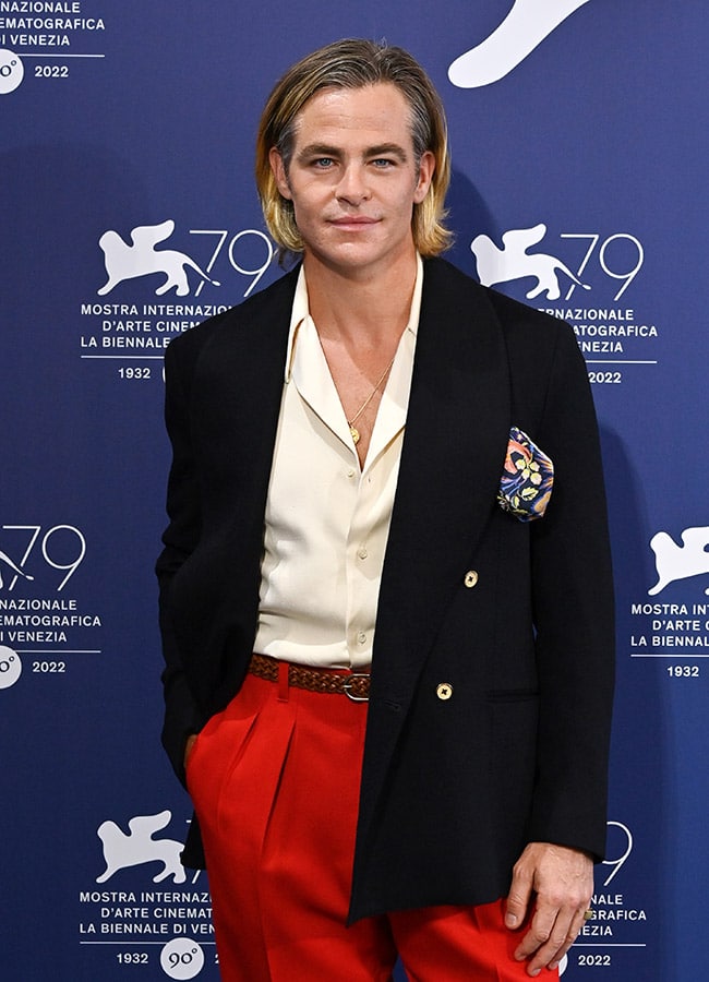 Chris Pine Venice Film Festival Harry Styles Twitter reactions