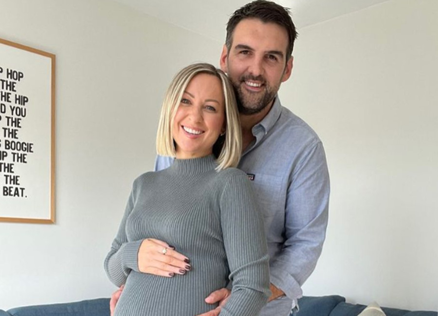 Sabrina Hill pregnant 21 vs 41 Instagram