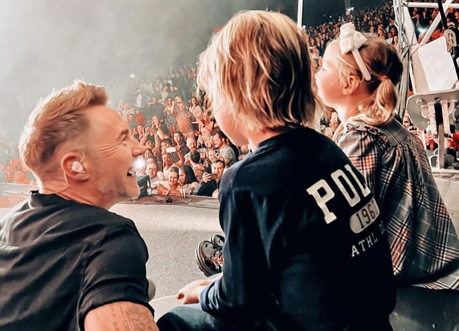 Ronan Keating's kids surprise him onstage to wish him a happy birthday