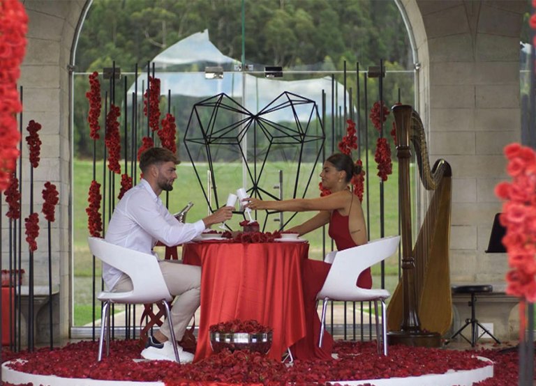 Love Island Lana Tom Samie Ron islanders couples