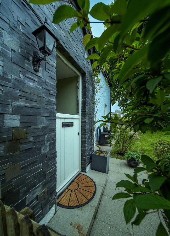 MILFORD ROAD, Ramelton, Bridgend F92 P9K6 €195,000 garden patio door