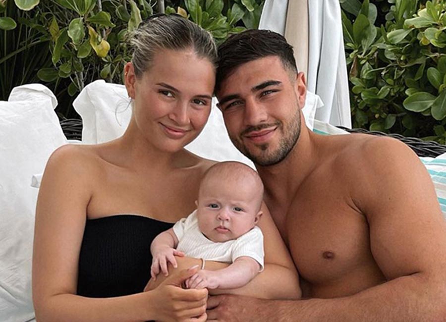 Fans believe Molly-Mae could be hiding an engagement ring in recent snaps