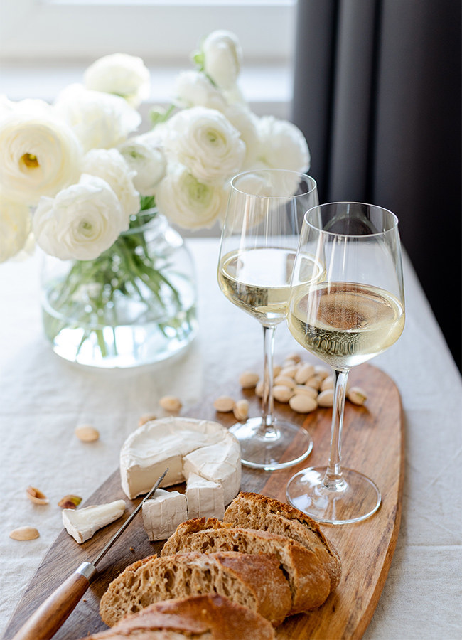 White wine and appetizers