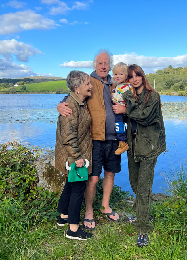 Pic: Emily Ratajkowski/Instagram