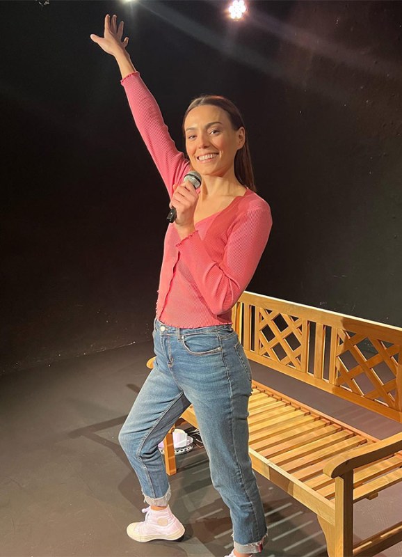 Georgie Grier's Edinburgh Fringe show today sells out just 24 hours after the actress was forced to perform for one person - as lone audience member who cheered her on is revealed