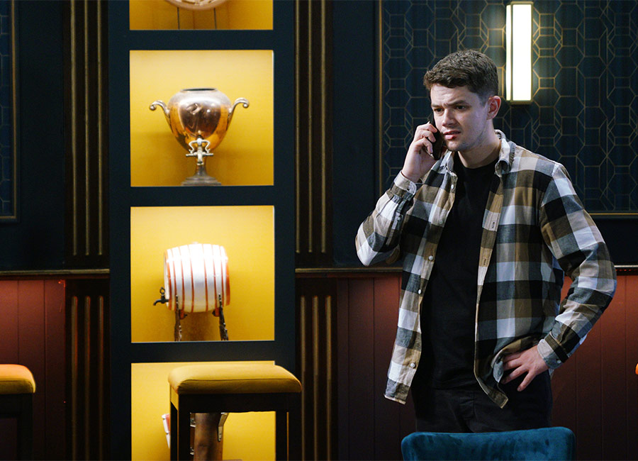 Zak is concerned, Fair City rte