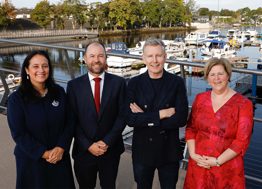 Athlone, Ireland. Minister Catherine Martin, Eoghan O’Mara Walsh, Chief Executive, ITIC, Broadcaster Patrick Kielty and Elaina Fitzgerald Kane, ITIC's Chairperson pictured at the Athlone Greenway Bridge