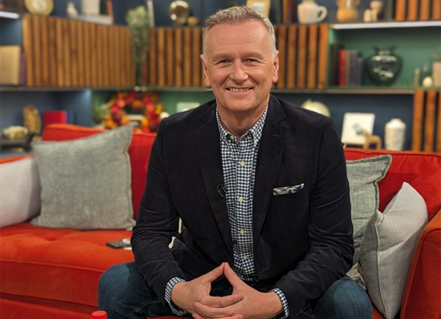 Dáithí O Sé told he can no longer plug his free hair transplant on RTÉ