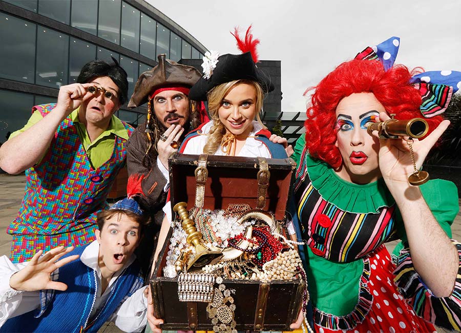 Panto Review: A sparkling few hours of fun at Treasure Island in the Helix