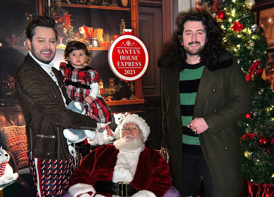 Brian and Arthur have not-so-jolly time getting a photo with Blake and Santa